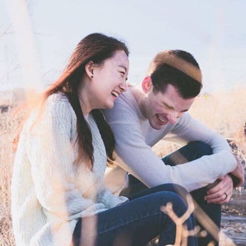 Bạn có tin vào tình yêu online không?